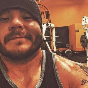 Meet your Posher, Logan